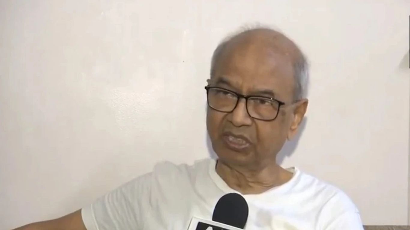 मुख्य न्यायाधीश पर हमला: वकील राकेश किशोर को सुप्रीम कोर्ट में प्रैक्टिस से रोका गया!